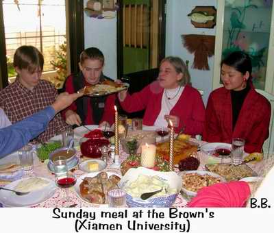Longterm Amoy resident Dr. Jan Engsberg, and the boys' piano teacher, had Sunday lunch with us. From the appearance of the table, its hard to believe we are "roughing" it in a developing third-world country! :)